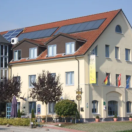 Christinenhof Garni - 3*