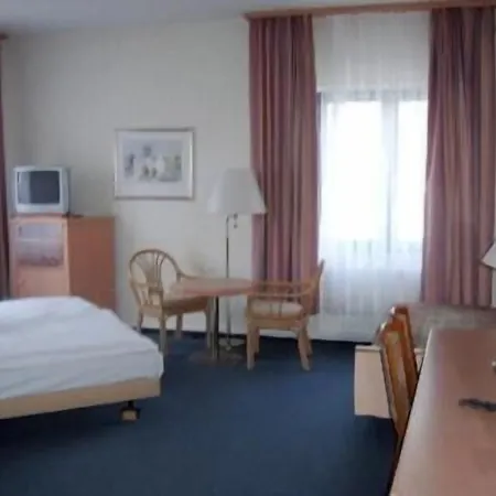 Christinenhof Garni - Hotel 3*