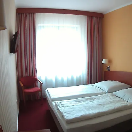 Christinenhof Garni - Hotel Gadebusch
