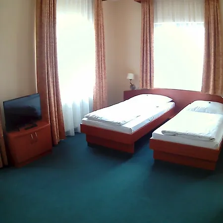 Hotel Christinenhof Garni - Gadebusch