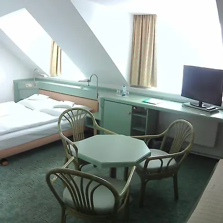 Christinenhof Garni - Szálloda