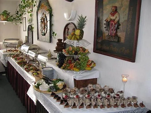 Christinenhof Garni - Hotel 3*